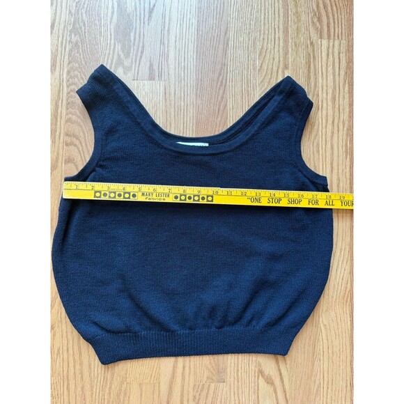 St. John Collection by Marie Gray Sleeveless Sweater Tank Women’s Size Medium - Picture 5 of 6